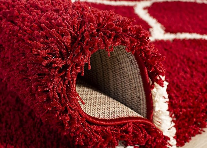 SAFAVIEH Hudson Shag Collection Accent Rug - 2'3" x 3'9", Red & Ivory, Trellis Design, Non-Shedding & Easy Care, 2-inch Thick Ideal for High Traffic Areas in Entryway, Living Room, Bedroom (SGH280R)