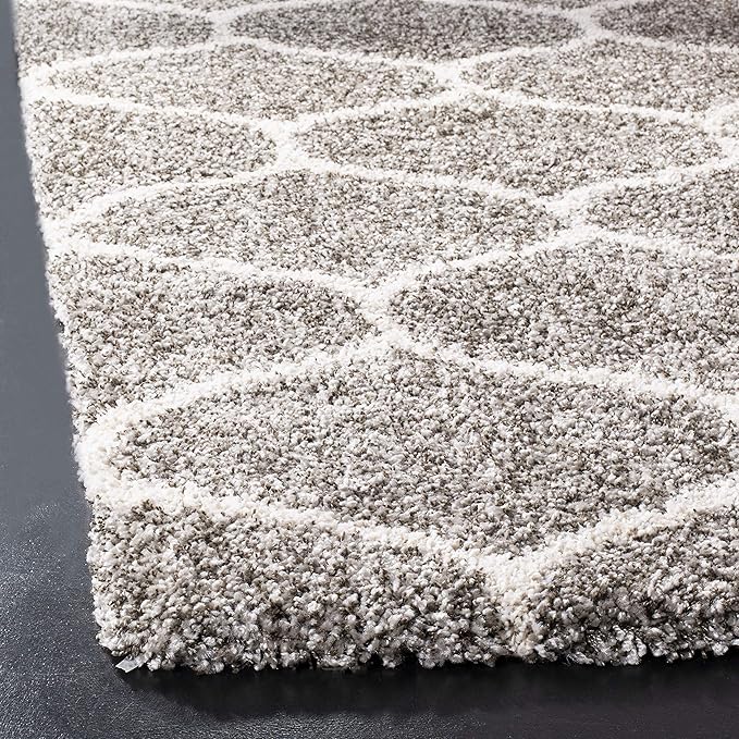 SAFAVIEH Hudson Shag Collection Accent Rug - 2' x 3', Grey & Ivory, Trellis Design, Non-Shedding & Easy Care, 2-inch Thick Ideal for High Traffic Areas in Entryway, Living Room, Bedroom (SGH280B)