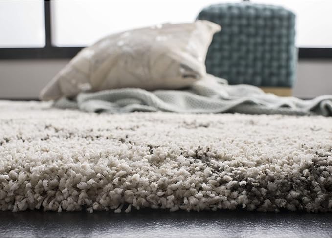 SAFAVIEH Hudson Shag Collection Area Rug - 7' Round, Ivory & Grey, Moroccan Trellis Design, Non-Shedding & Easy Care, 2-inch Thick Ideal for High Traffic Areas in Living Room, Bedroom (SGH282A)
