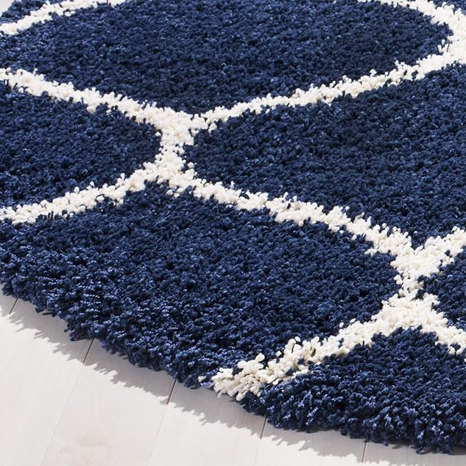 SAFAVIEH Hudson Shag Collection 5' Round Navy/Ivory SGH280C Moroccan Ogee Trellis Non-Shedding Living Room Bedroom Dining Room Entryway Plush 2-inch Thick Area Rug