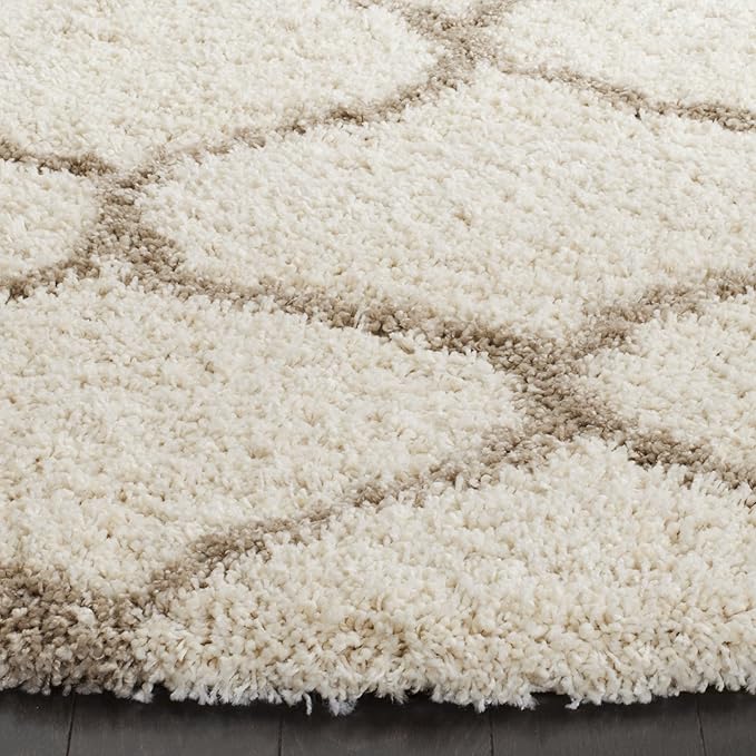SAFAVIEH Hudson Shag Collection 5' Round Ivory/Beige SGH280D Moroccan Ogee Trellis Non-Shedding Living Room Bedroom Dining Room Entryway Plush 2-inch Thick Area Rug