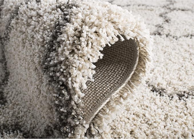 SAFAVIEH Hudson Shag Collection Accent Rug - 2' x 3', Ivory & Grey, Trellis Design, Non-Shedding & Easy Care, 2-inch Thick Ideal for High Traffic Areas in Entryway, Living Room, Bedroom (SGH282A)
