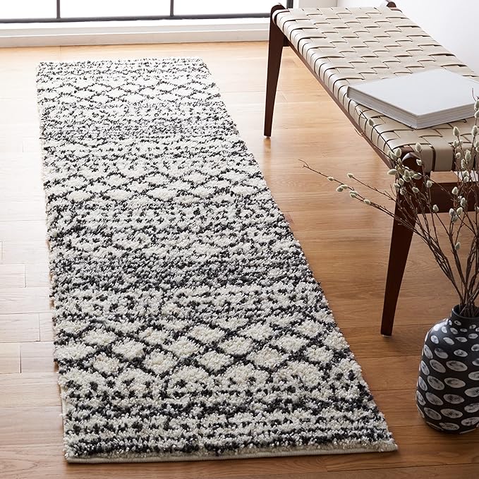 SAFAVIEH Arizona Shag Collection Runner Rug - 2'3" x 8', Ivory & Black, Moroccan Design, Non-Shedding & Easy Care, 1.6-inch Thick Ideal for High Traffic Areas in Living Room, Bedroom (ASG741Z)